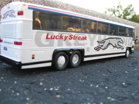 lucky streak bus